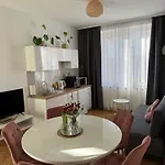 Apartment Dawna Mleczarnia Sosnowy *