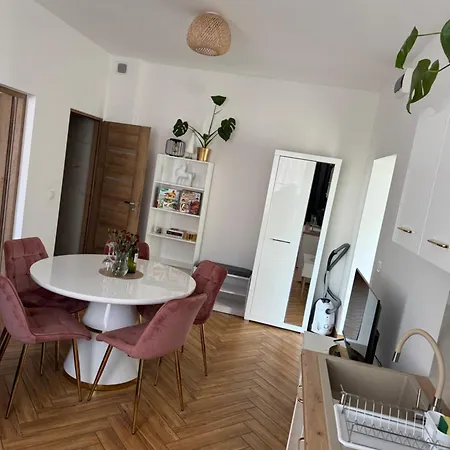 Dawna Mleczarnia Sosnowy Apartment Nowa Ruda