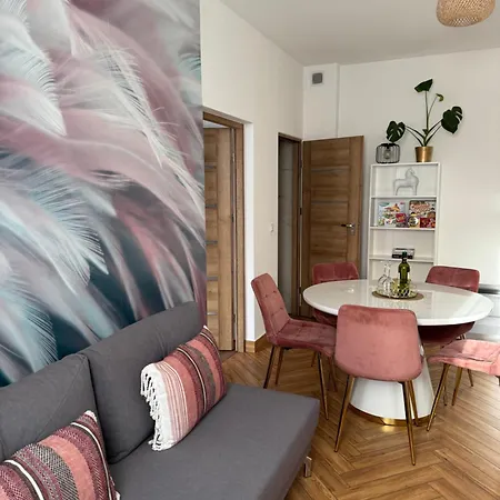 Apartment Dawna Mleczarnia Sosnowy *