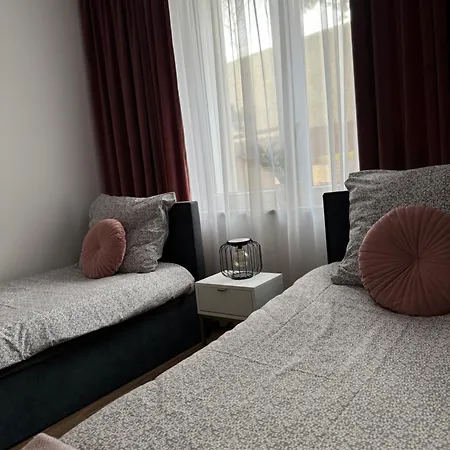 Dawna Mleczarnia Sosnowy Apartment Nowa Ruda